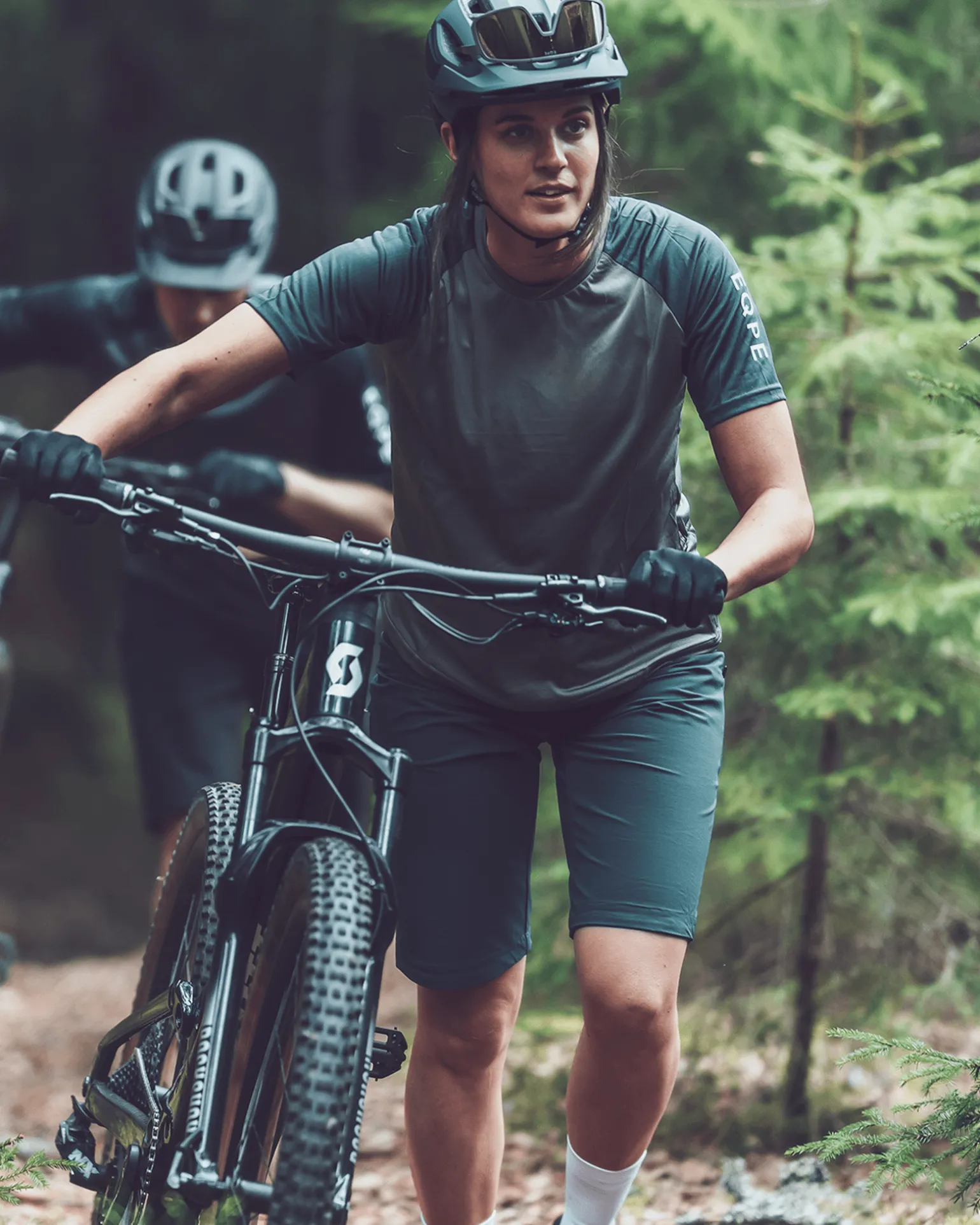 Baalka Trail Shorts W Deep Forest Green