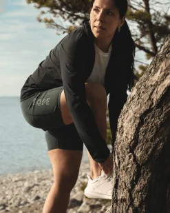 Bïelve Active Shorts W Deep Forest Green