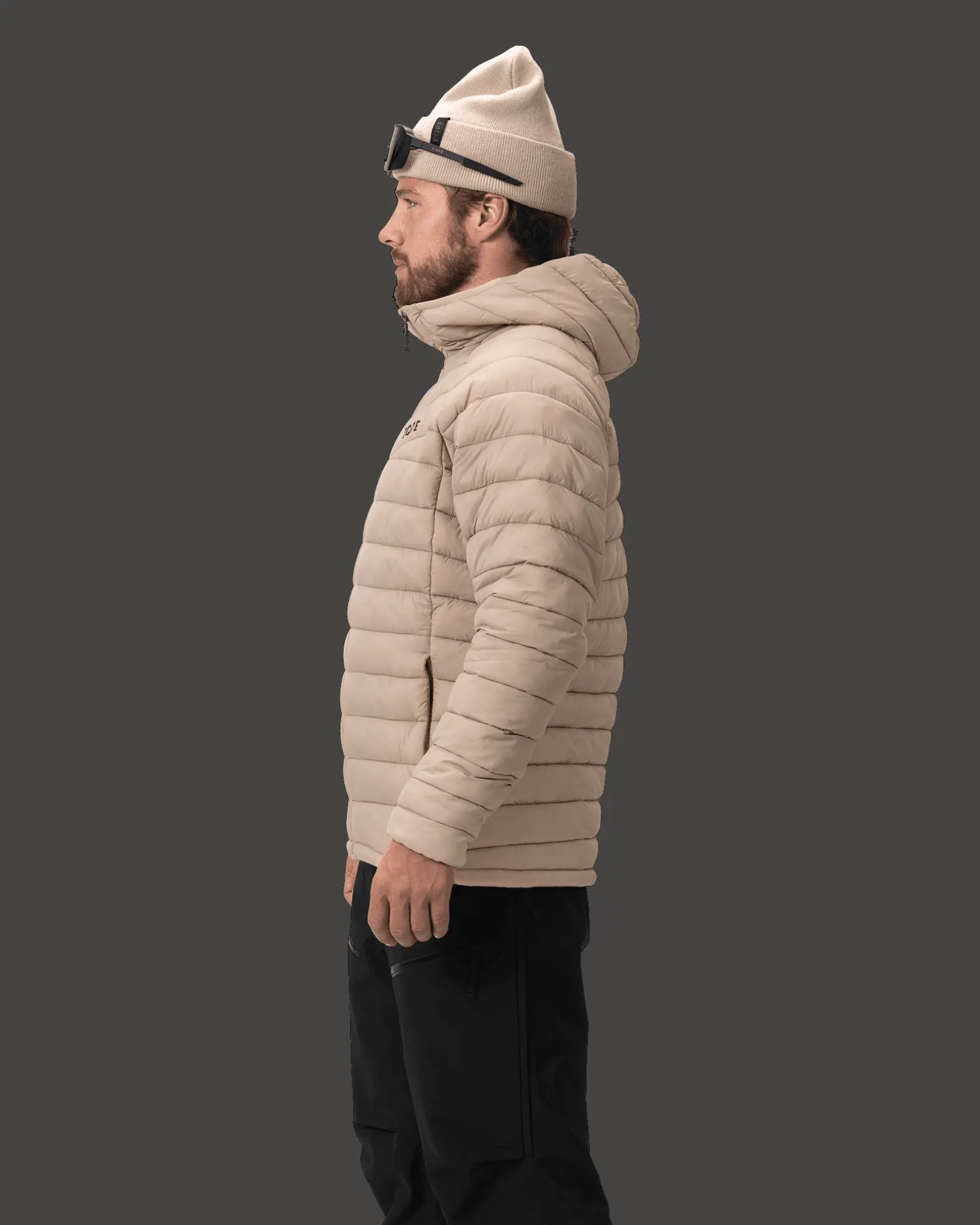 Crust Liner Hood M Sandstone