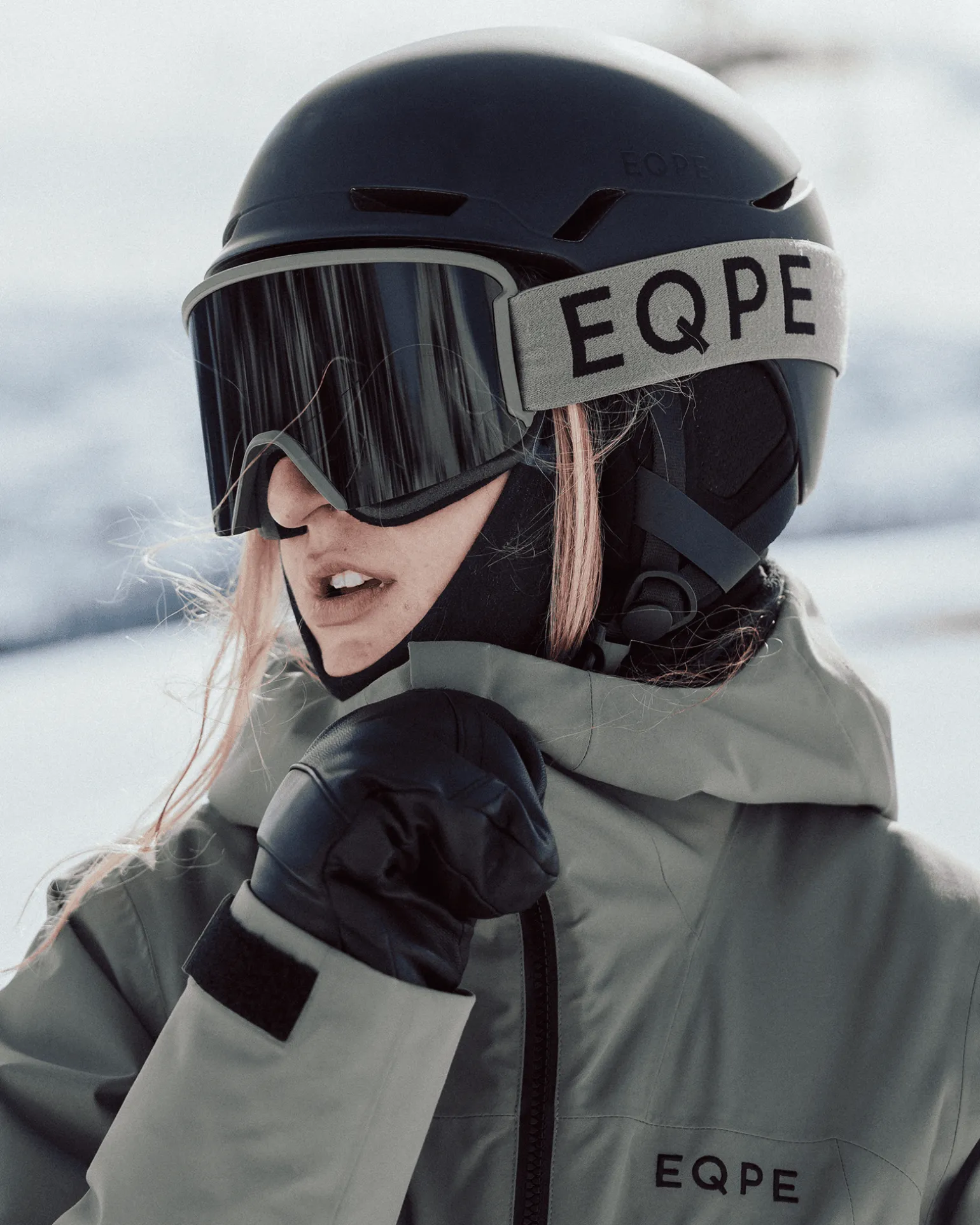 Shelter Ski Helmet Deep Black