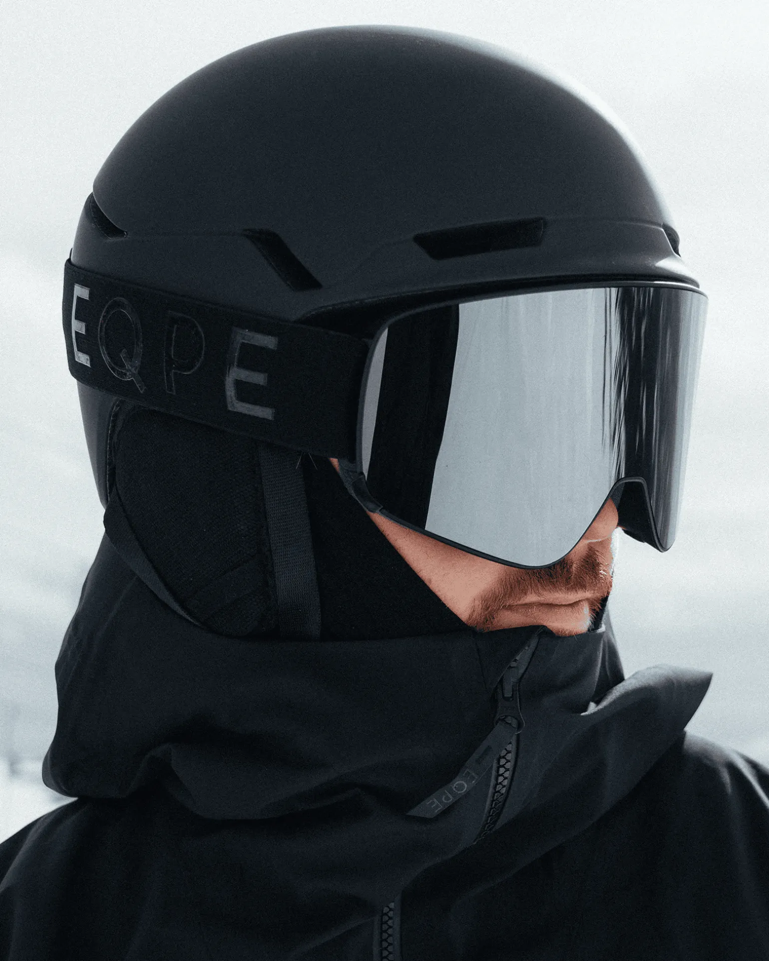 Shelter Ski Helmet Deep Black